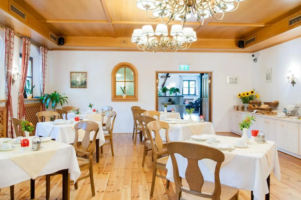 Hotel Gasthof Der Jagerwirt Bergheim